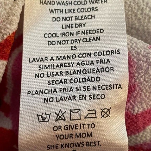 C & E woman’s white and pink floral blouse, size medium - Picture 7 of 7